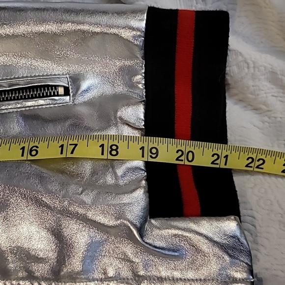 Silver metallic bomber jacket kids large black red stripes Haoduoyi brand - Picture 14 of 17